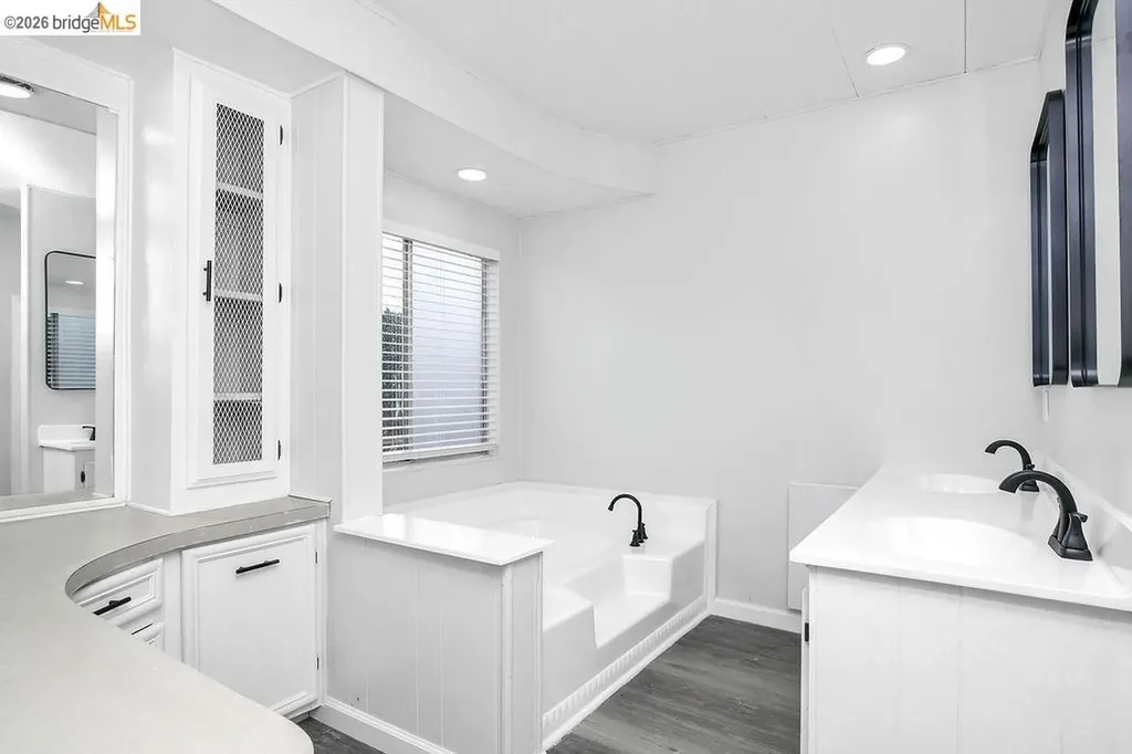 1 Mark Lane Antioch CA 94509