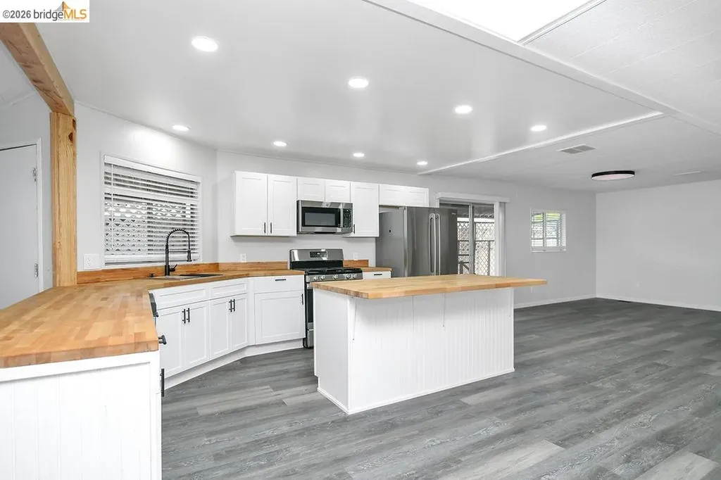 1 Mark Lane Antioch CA 94509