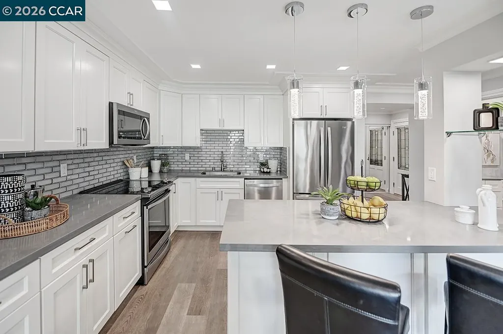 3410 Tice Creek Walnut Creek CA 94595