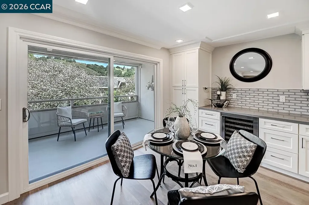3410 Tice Creek Walnut Creek CA 94595