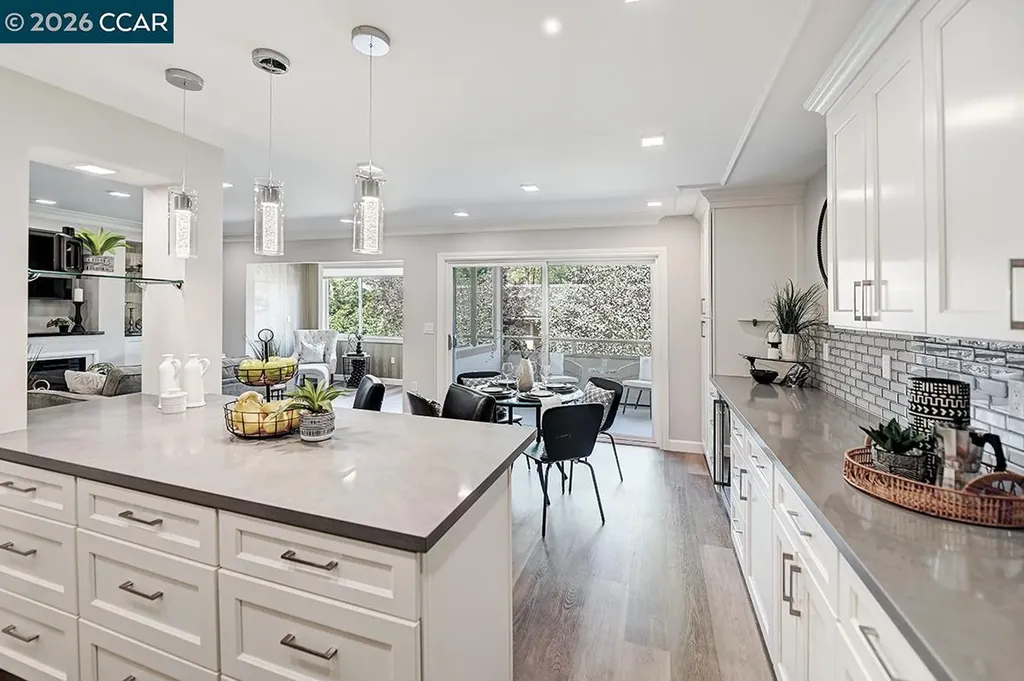 3410 Tice Creek Walnut Creek CA 94595