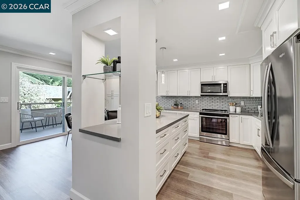 3410 Tice Creek Walnut Creek CA 94595