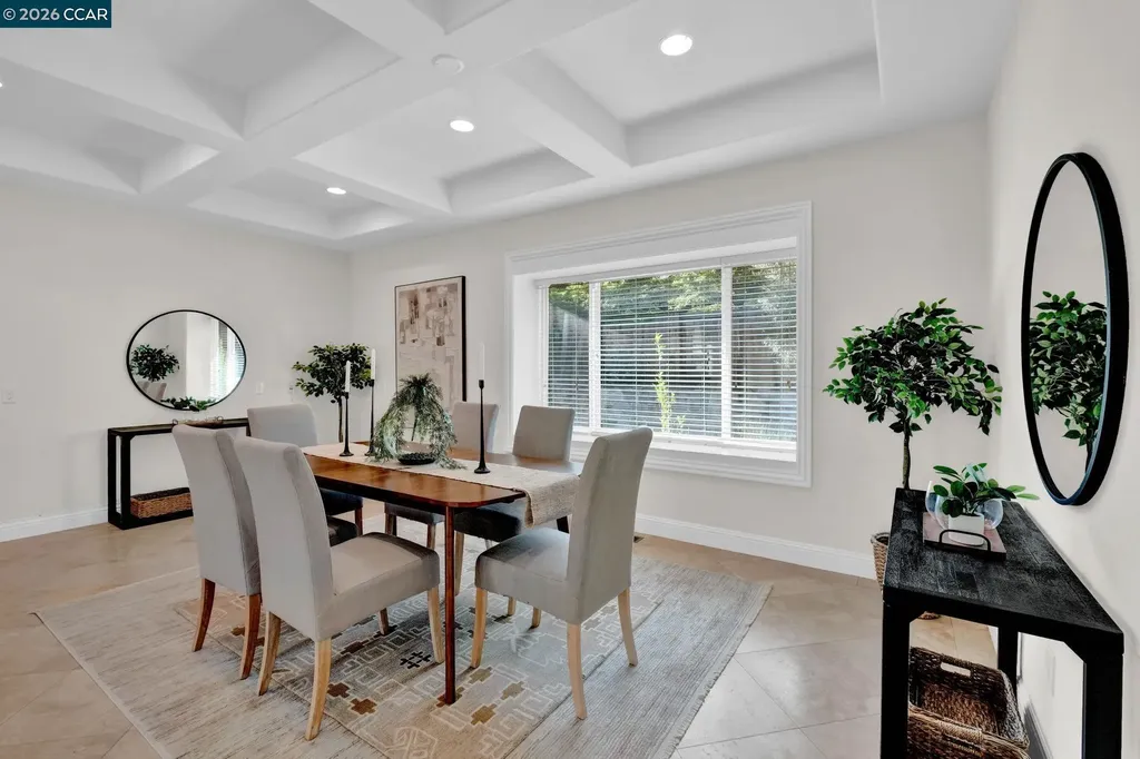 367 Mount Washington Way Clayton CA 94517