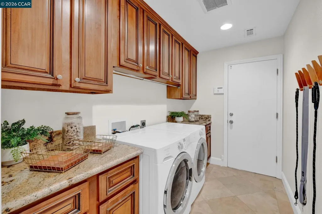 367 Mount Washington Way Clayton CA 94517