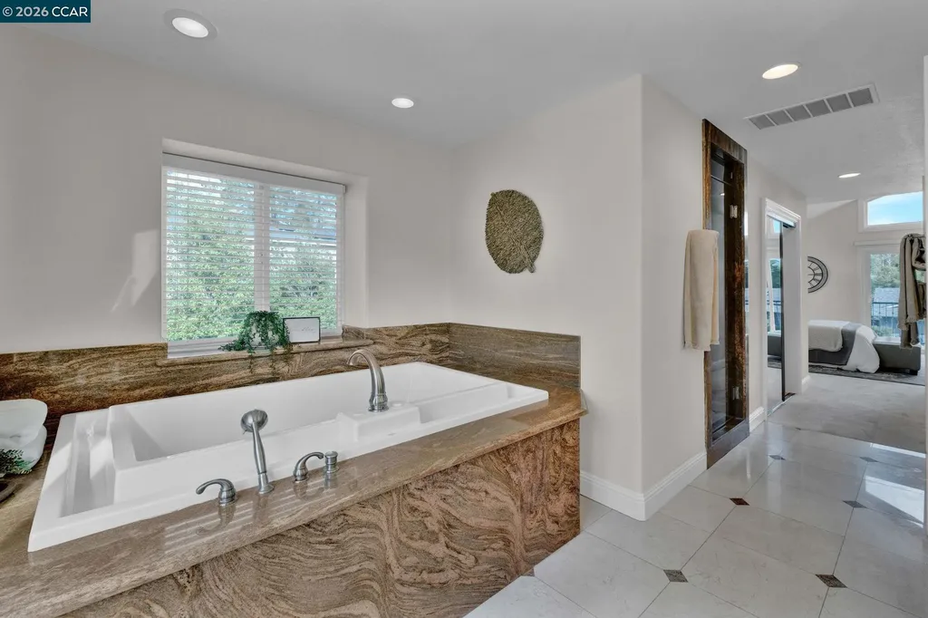 367 Mount Washington Way Clayton CA 94517