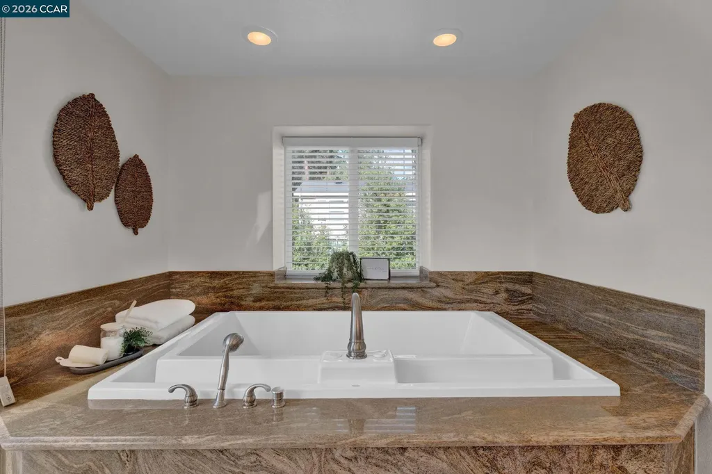 367 Mount Washington Way Clayton CA 94517