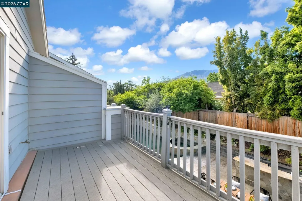 367 Mount Washington Way Clayton CA 94517