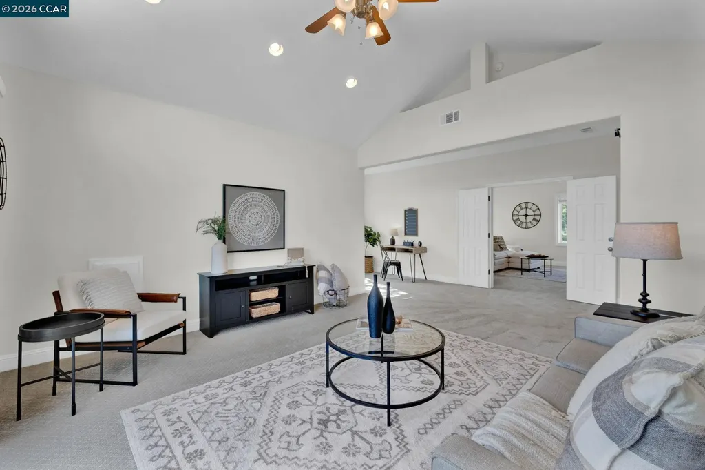 367 Mount Washington Way Clayton CA 94517