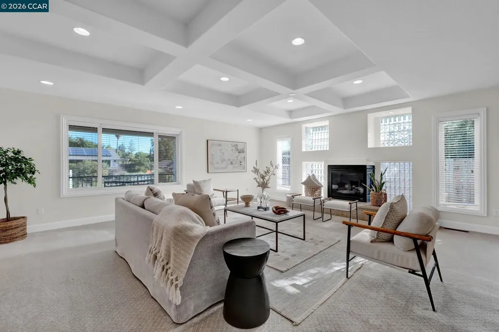 367 Mount Washington Way Clayton CA 94517