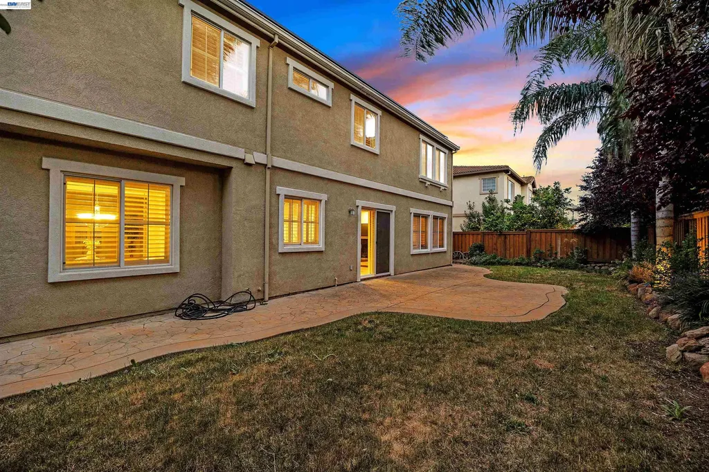 1869 Tarragon Drive Brentwood CA 94513