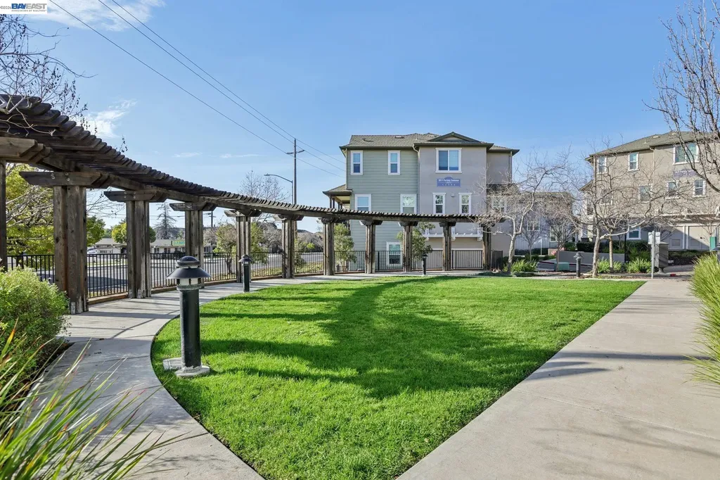 3933 Portola Common Livermore CA 94551