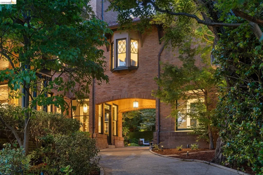 110 Monte Piedmont CA 94611