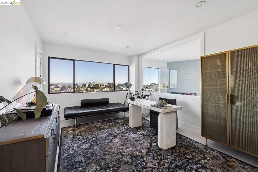 130 Grand View Avenue San Francisco CA 94114