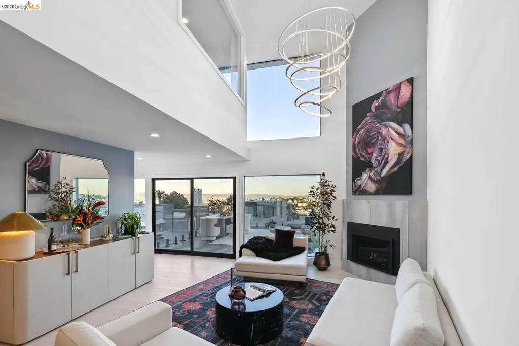 130 Grand View Avenue San Francisco CA 94114