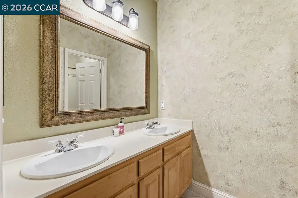 1009 Rolling Woods Way Concord CA 94521
