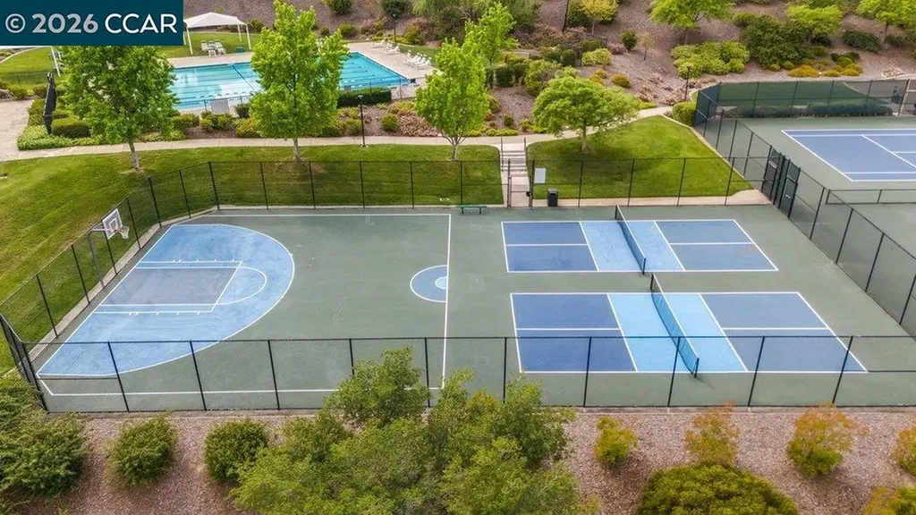 1009 Rolling Woods Way Concord CA 94521