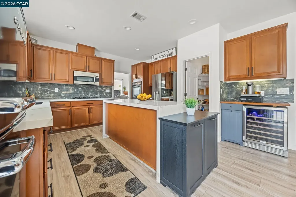 911 Autumn Oak Circle Concord CA 94521