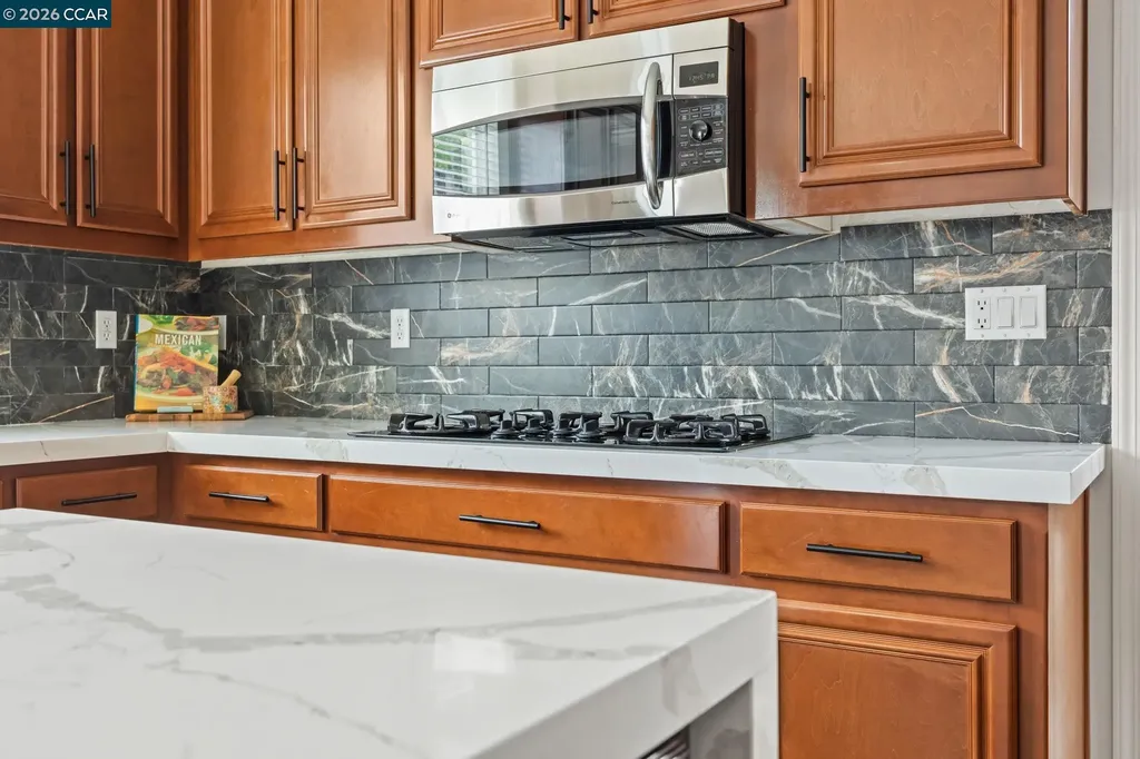 911 Autumn Oak Circle Concord CA 94521