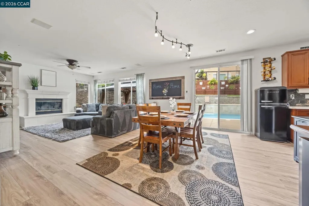 911 Autumn Oak Circle Concord CA 94521