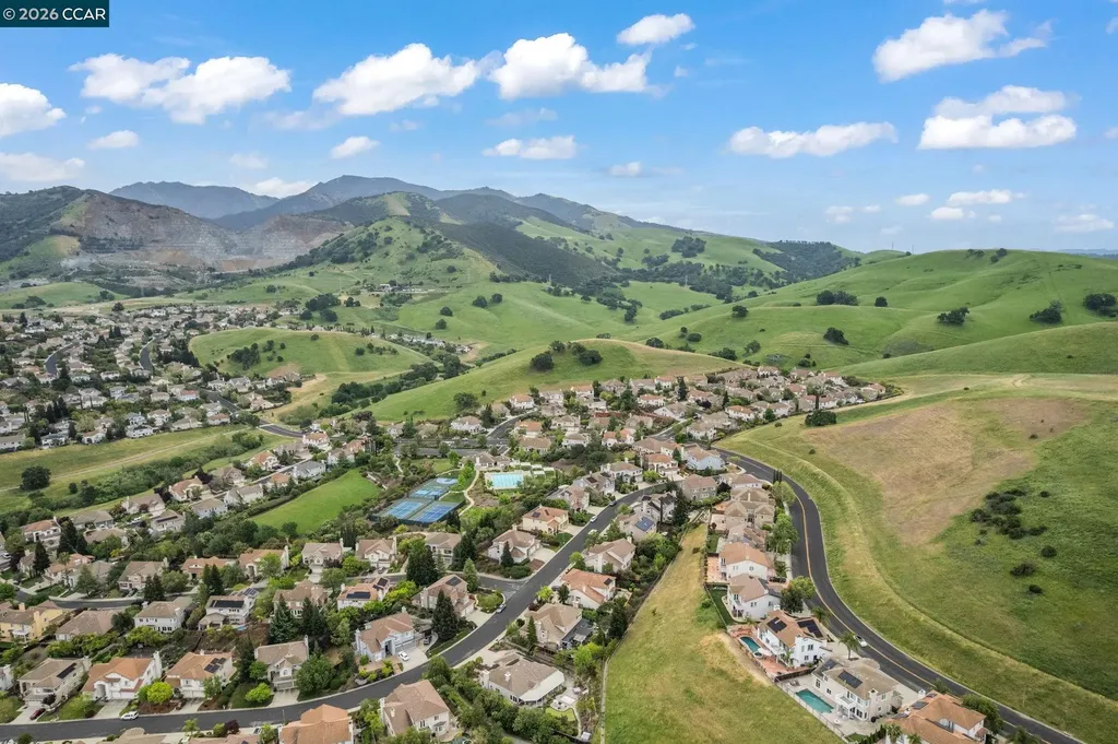 911 Autumn Oak Circle Concord CA 94521