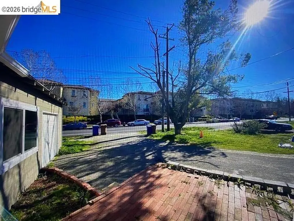 230 Cleaveland Road Pleasant Hill CA 94523