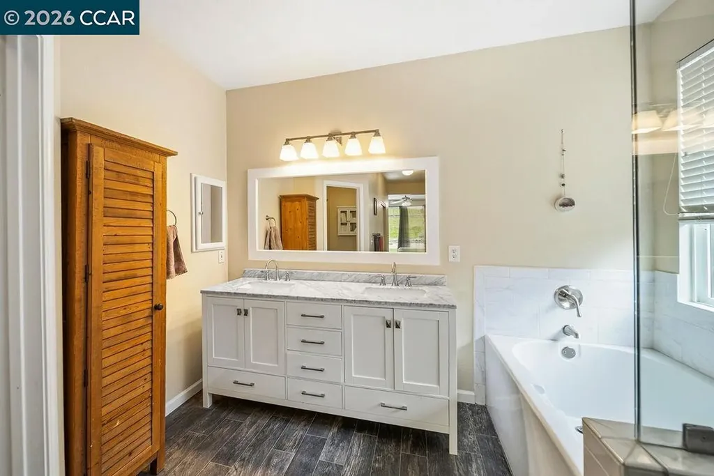 1065 Dawnview Court Pittsburg CA 94565