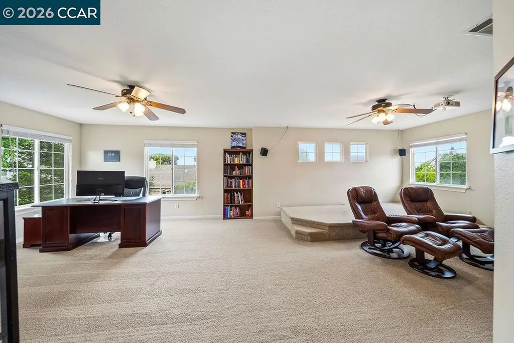 1065 Dawnview Court Pittsburg CA 94565