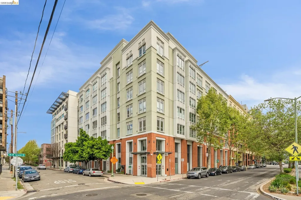 438 Grand Avenue Oakland CA 94612