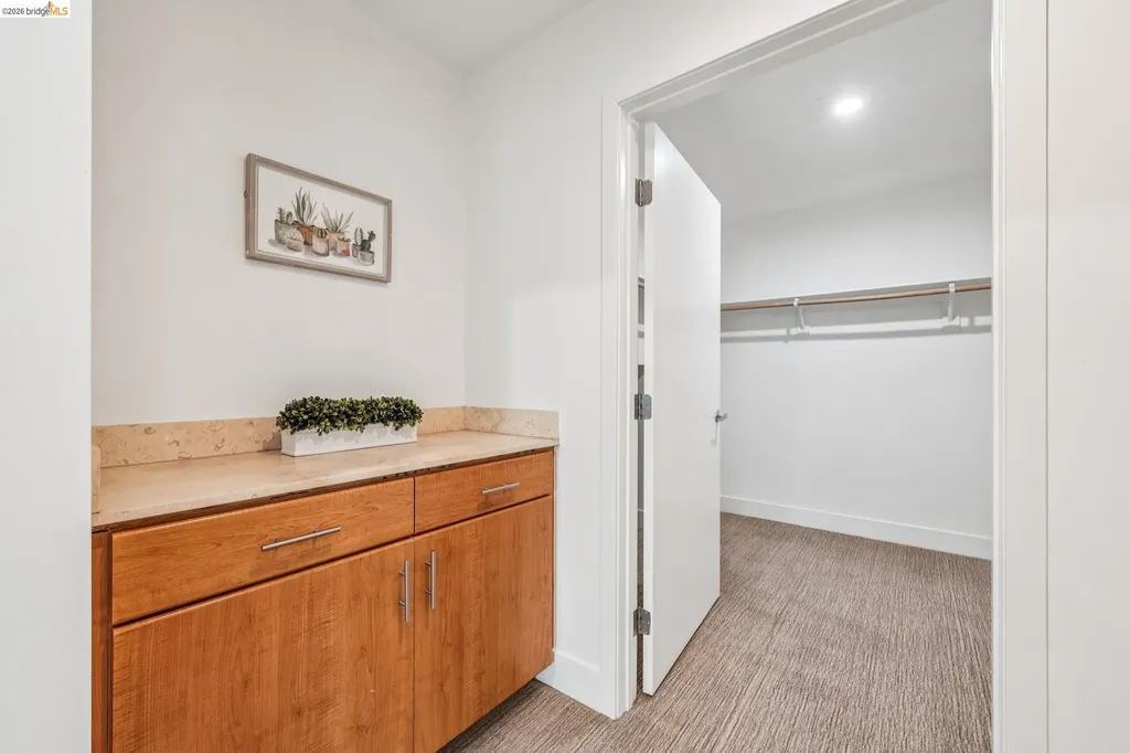 438 Grand Avenue Oakland CA 94612