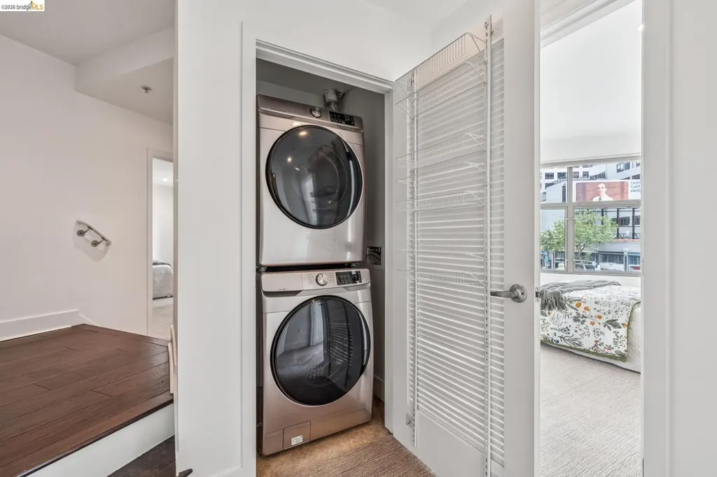 438 Grand Avenue Oakland CA 94612