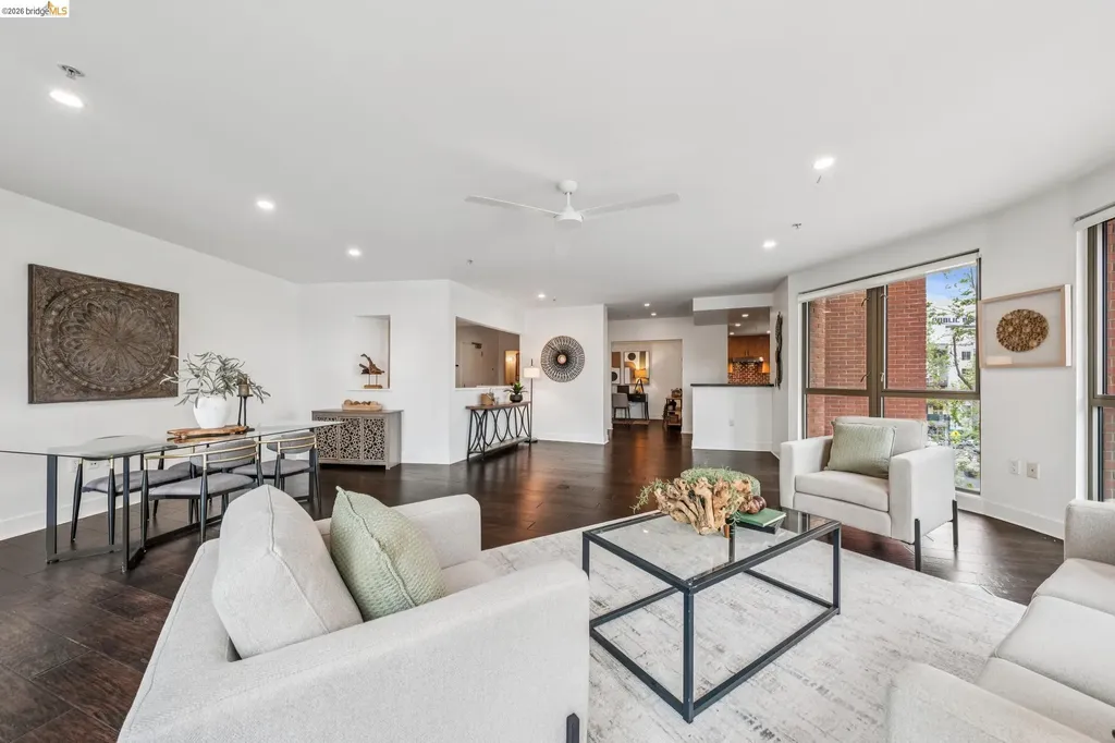 438 Grand Avenue Oakland CA 94612