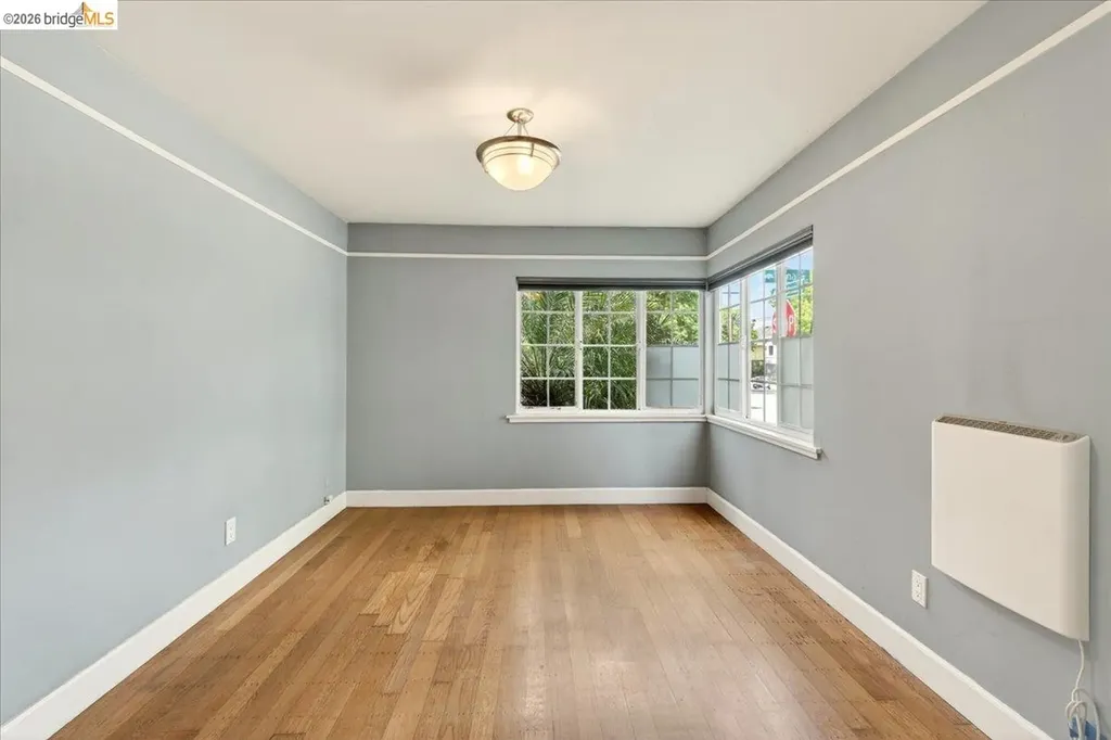 6386 Dana Street Oakland CA 94609