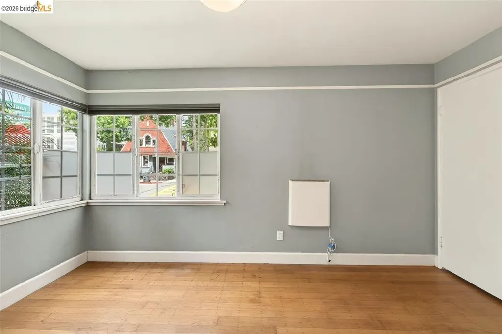 6386 Dana Street Oakland CA 94609