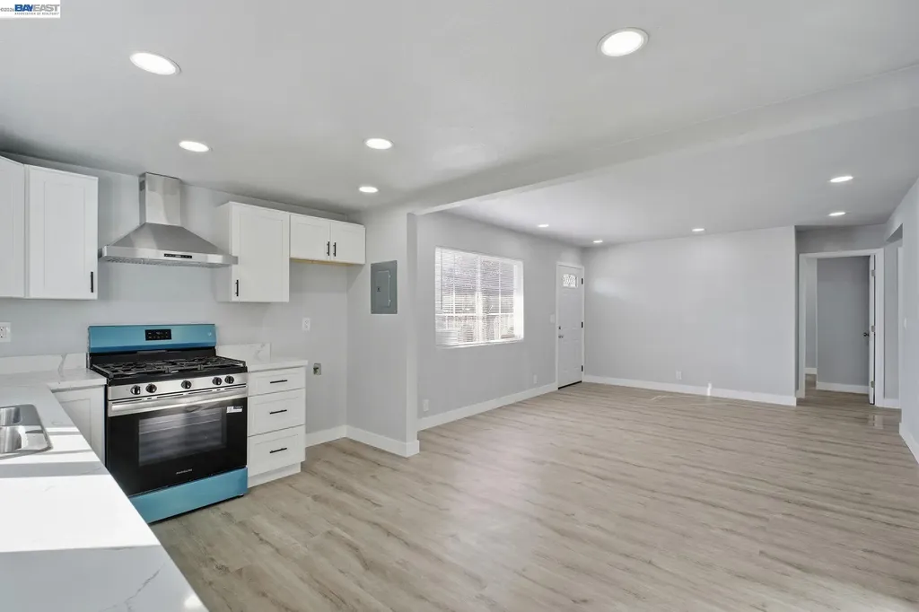 38016 Vallejo Street Fremont CA 94536