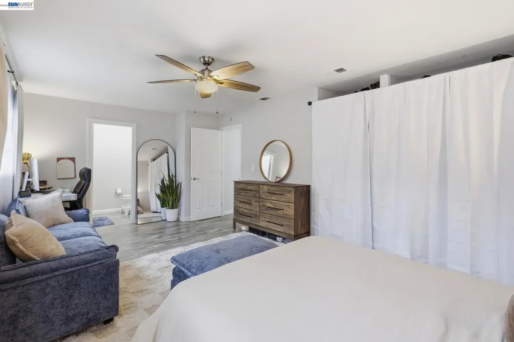 5616 Crestmont Avenue Livermore CA 94551