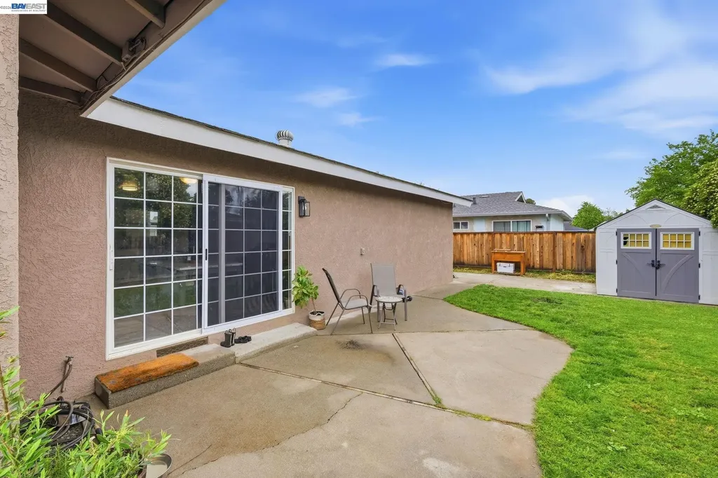 5616 Crestmont Avenue Livermore CA 94551