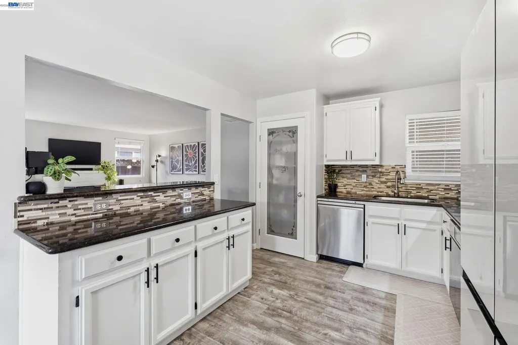 5616 Crestmont Avenue Livermore CA 94551