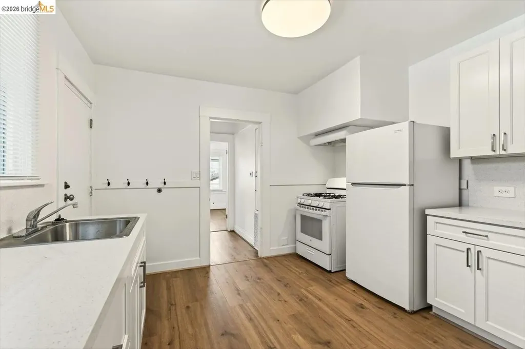 1070 Aileen Street Oakland CA 94608