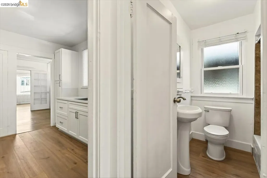 1070 Aileen Street Oakland CA 94608
