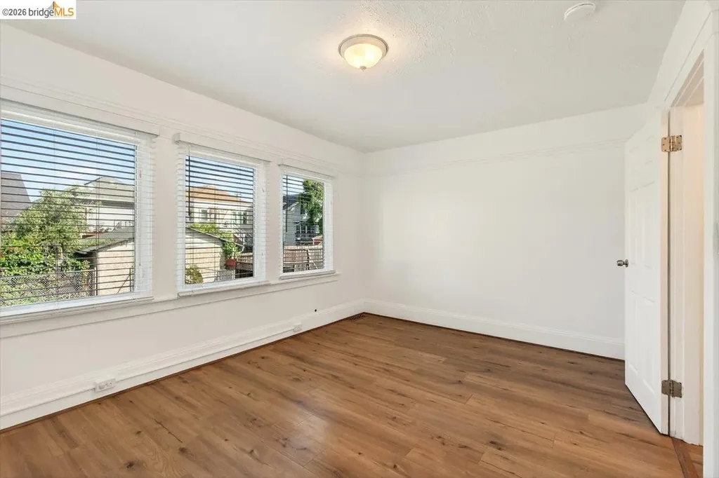 1070 Aileen Street Oakland CA 94608