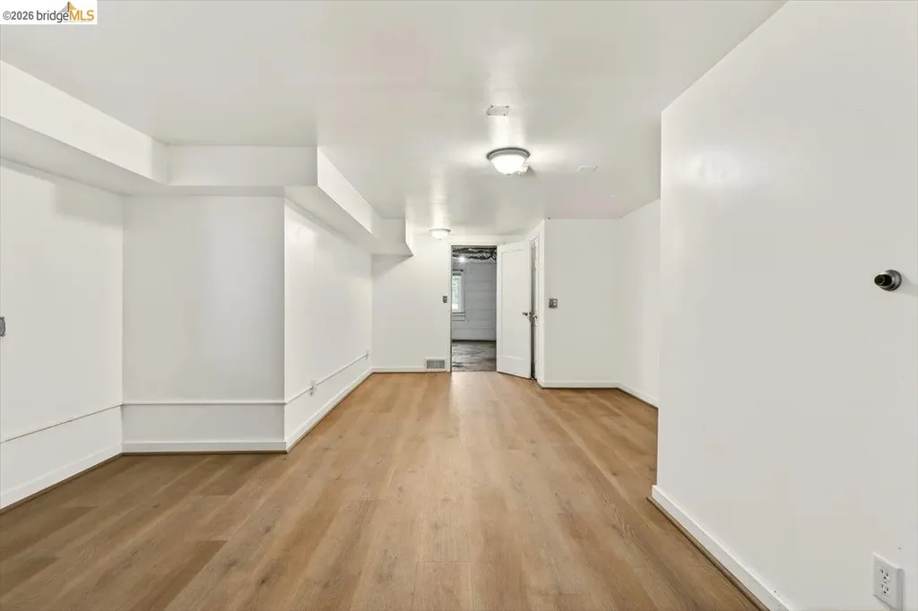 1070 Aileen Street Oakland CA 94608