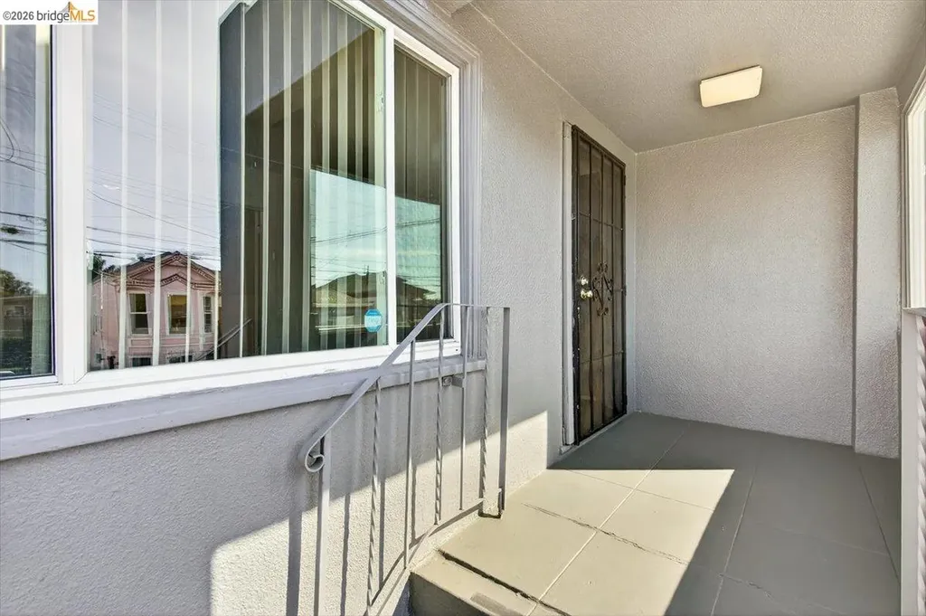 1070 Aileen Street Oakland CA 94608