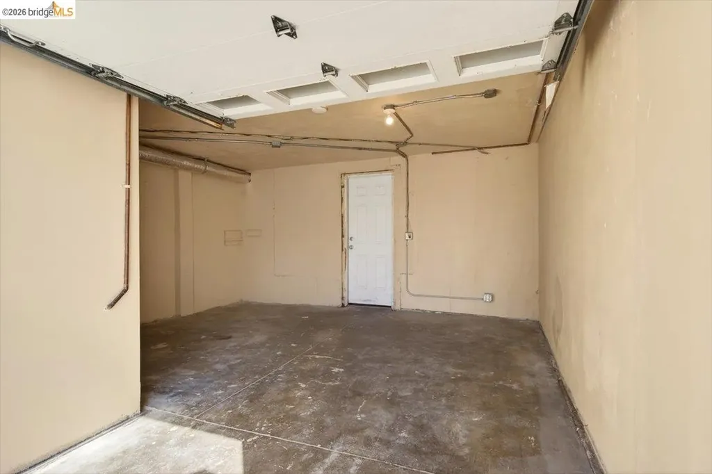 1070 Aileen Street Oakland CA 94608