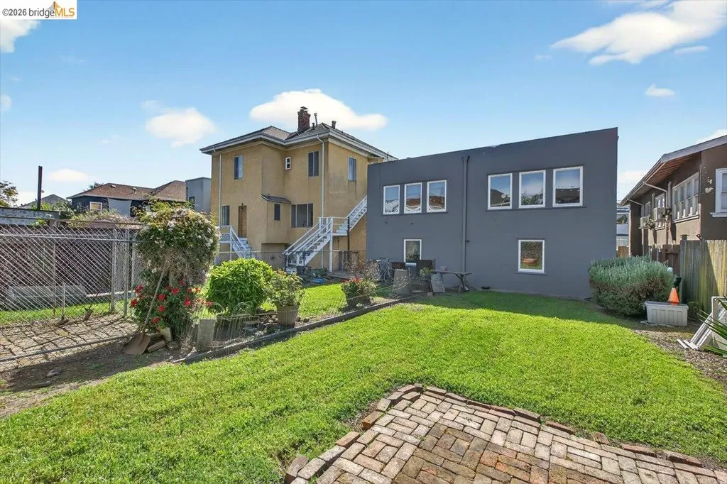 1070 Aileen Street Oakland CA 94608