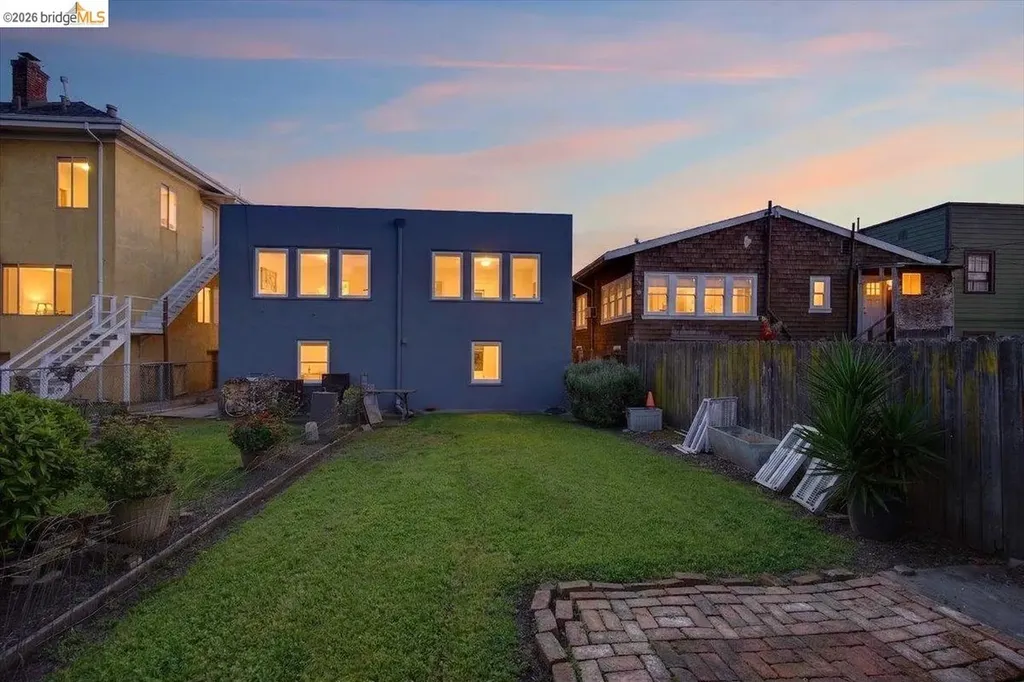 1070 Aileen Street Oakland CA 94608