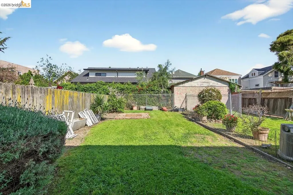 1070 Aileen Street Oakland CA 94608