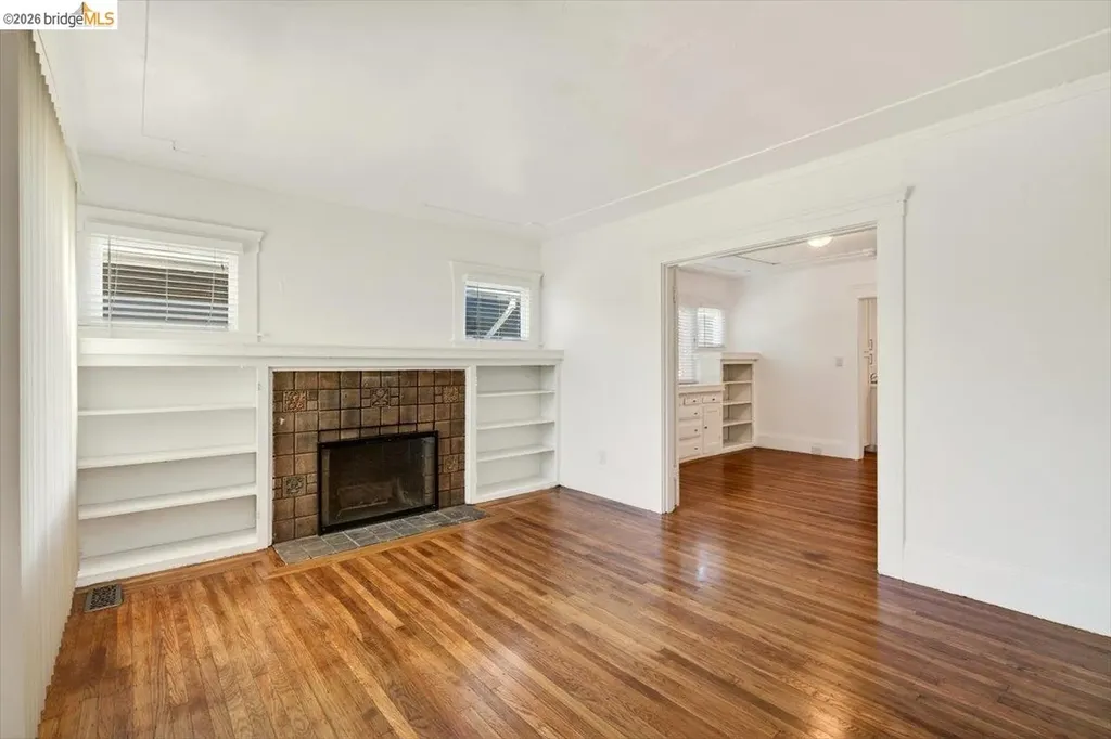 1070 Aileen Street Oakland CA 94608