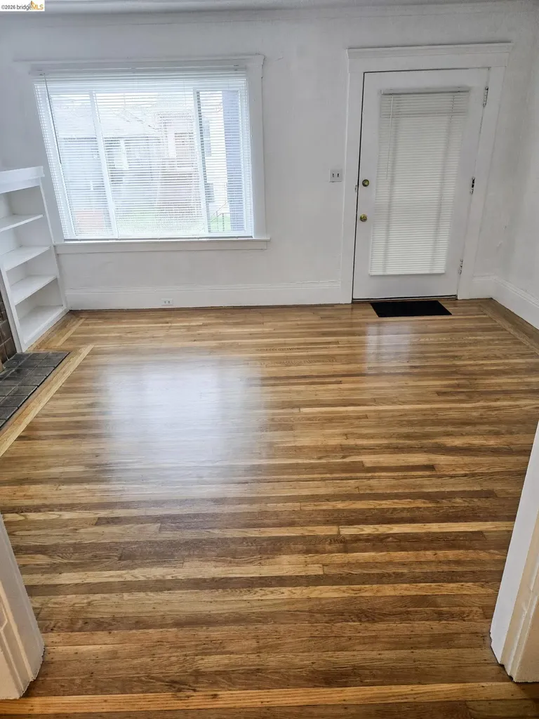 1070 Aileen Street Oakland CA 94608