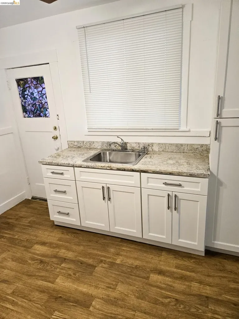 1070 Aileen Street Oakland CA 94608