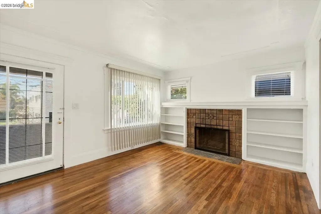1070 Aileen Street Oakland CA 94608